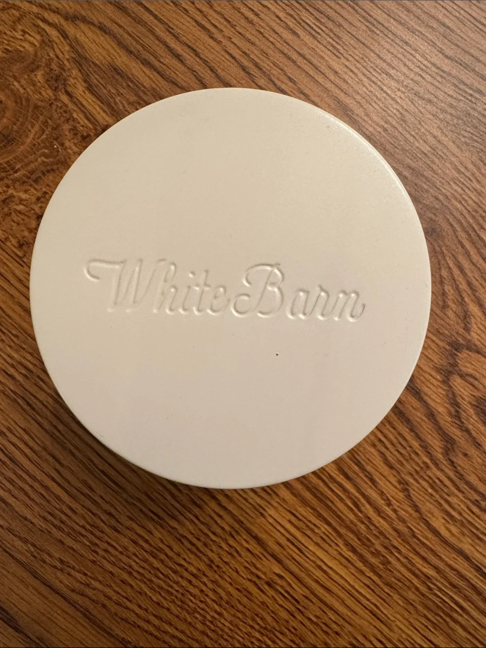 White Barn Leather & Brandy Candle - Black Jar with Cream Lid